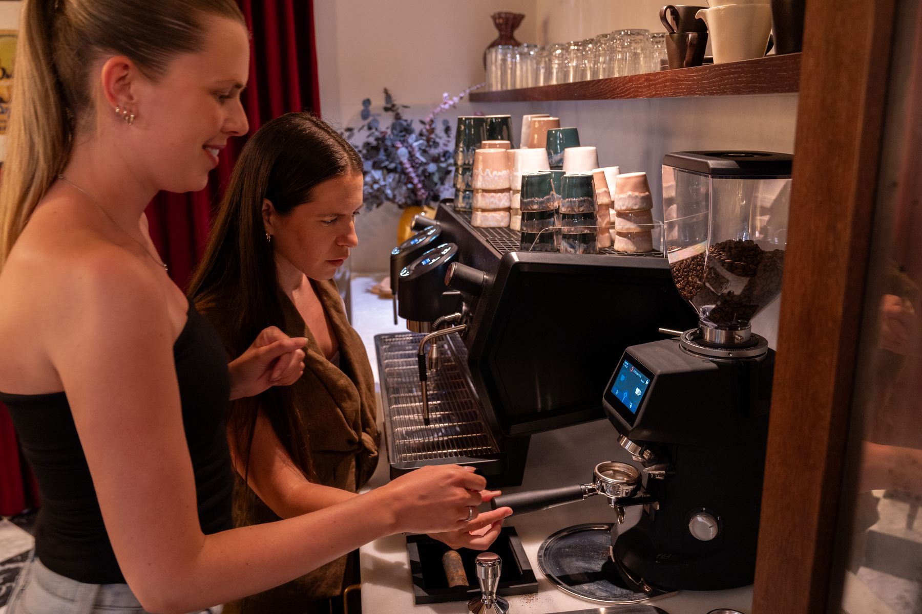 Speciality Mallorcan coffee masterclass with espresso machine
